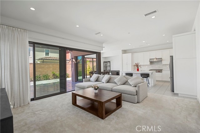 Detail Gallery Image 7 of 46 For 195 Plum Lily, Irvine,  CA 92618 - 3 Beds | 2/1 Baths