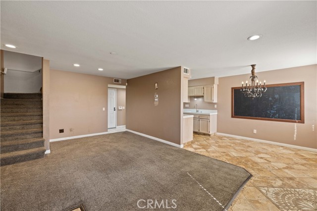 43413 30th W Street, Lancaster CA: https://media.crmls.org/medias/d53cd027-6107-44d6-870c-860b5a569846.jpg