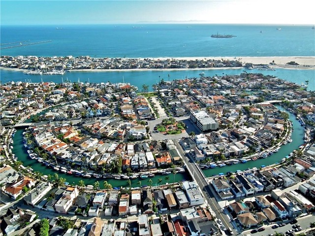 6000 E Appian Way, Long Beach CA: https://media.crmls.org/medias/d53cd636-2b17-49a3-b4ad-1eba7ab26a05.jpg