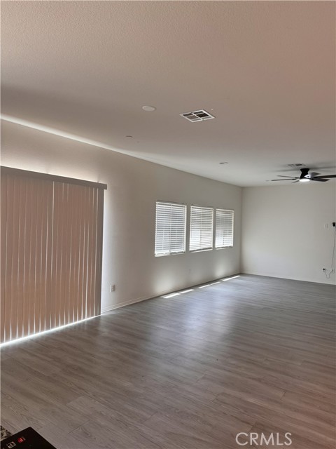 Detail Gallery Image 24 of 52 For 539 Hydrangea St, Hemet,  CA 92543 - 4 Beds | 3/1 Baths