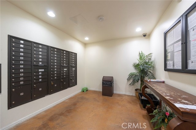 2001 Artesia Boulevard, Redondo Beach, California 90278, 1 Bedroom Bedrooms, ,1 BathroomBathrooms,Residential,Sold,Artesia,SB22021546