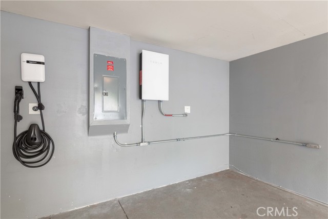12438 Amesbury Circle, Whittier CA: https://media.crmls.org/medias/d53df26c-9e12-4b51-aa9d-2cfd92f3f297.jpg
