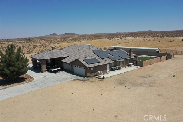24625 Ledbury Road, Oro Grande CA: https://media.crmls.org/medias/d53ea737-46cb-4887-b311-2ed0c5ec1bdc.jpg