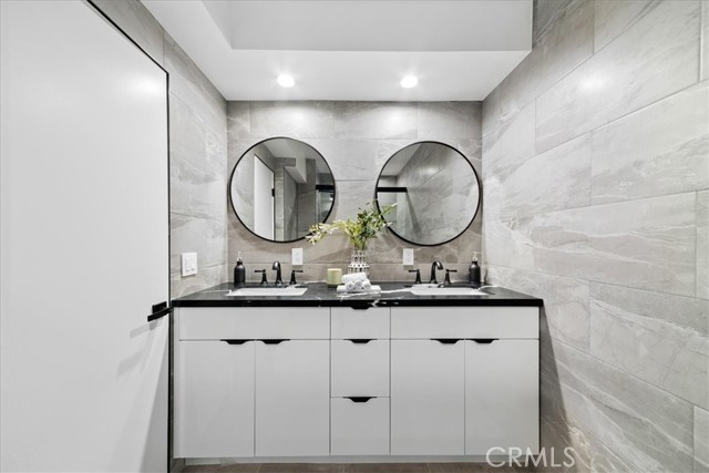 8960 Crescent Drive, Los Angeles, CA, 90046 8960 Crescent Drive, Los Angeles, CA, 90046