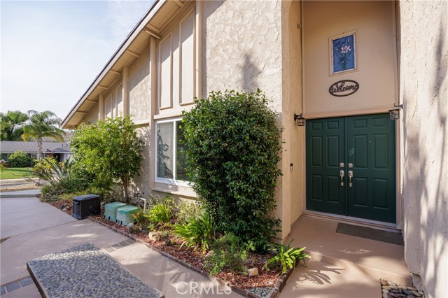 Detail Gallery Image 12 of 67 For 1817 Yucca Dr, Corona,  CA 92882 - 4 Beds | 2 Baths