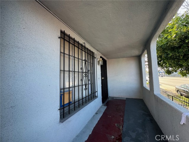 144 Imperial, Los Angeles, California 90061, 2 Bedrooms Bedrooms, ,1 BathroomBathrooms,Single Family Residence,For Sale,Imperial,CV24082469