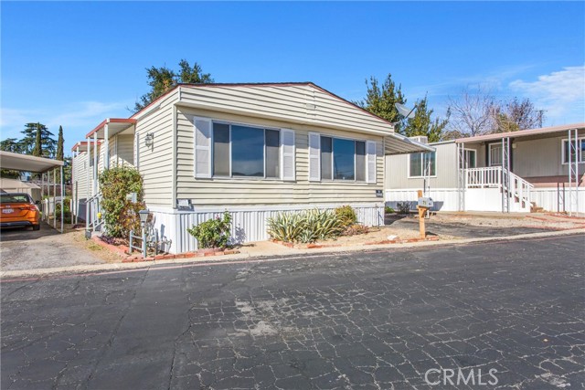 35011 Avenue E, Yucaipa CA: https://media.crmls.org/medias/d540a90c-edae-4385-8adf-3b5d0491988c.jpg