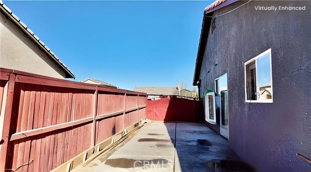 11807 Lupin Road, Adelanto CA: https://media.crmls.org/medias/d54295aa-dc68-47b2-b078-387269fd4058.jpg