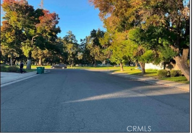 Detail Gallery Image 3 of 4 For 1485 Goldenleaf, Stockton,  CA 95209 - 4 Beds | 2/1 Baths