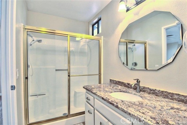 Detail Gallery Image 15 of 19 For 39739 Old Carriage Rd, Murrieta,  CA 92563 - 3 Beds | 2 Baths