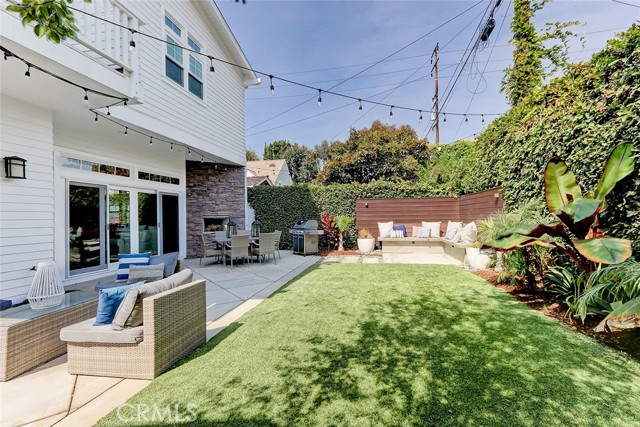 2408 Walnut Avenue, Manhattan Beach, California 90266, 5 Bedrooms Bedrooms, ,3 BathroomsBathrooms,Residential,Sold,Walnut,SB21207694