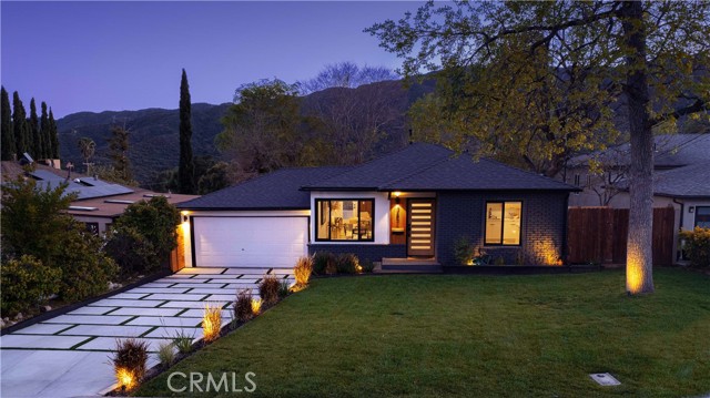 Detail Gallery Image 1 of 1 For 3524 Community Ave, La Crescenta,  CA 91214 - 3 Beds | 2 Baths
