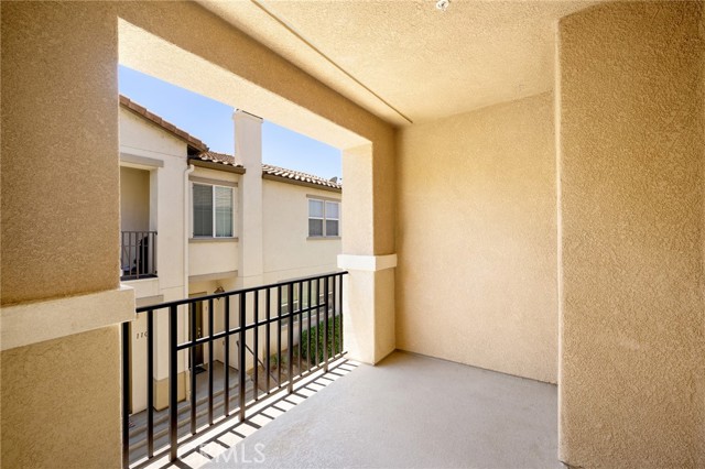 Detail Gallery Image 8 of 28 For 15659 Vista Way #100,  Lake Elsinore,  CA 92532 - 2 Beds | 2 Baths
