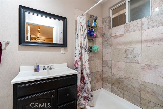 1002 Par Avenue, Paso Robles CA: https://media.crmls.org/medias/d544fcd2-90f6-4478-91c1-2ce8ae4f46bd.jpg