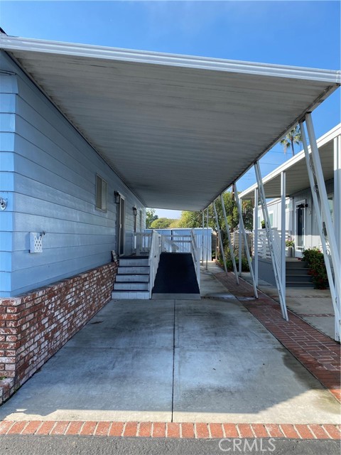 Detail Gallery Image 2 of 4 For 19350 S Ward St #3,  Huntington Beach,  CA 92646 - 2 Beds | 2 Baths