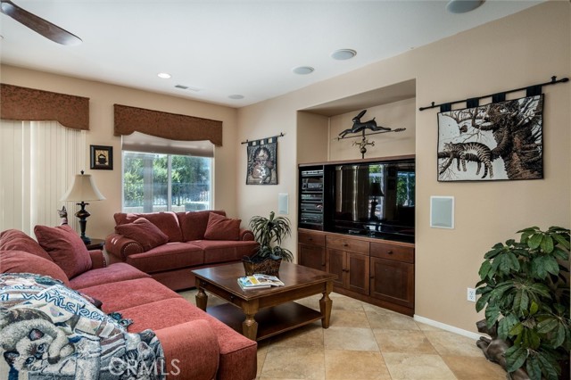 Detail Gallery Image 11 of 40 For 31416 Northcrest Ct, Menifee,  CA 92584 - 3 Beds | 2 Baths