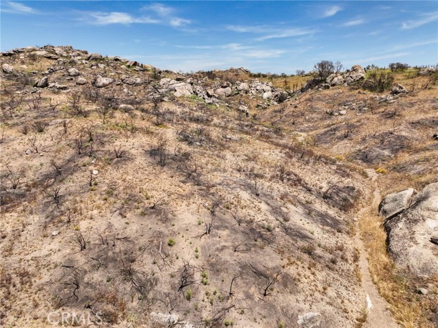 Detail Gallery Image 8 of 67 For 22 Minton Road, Homeland,  CA 92548 - – Beds | – Baths