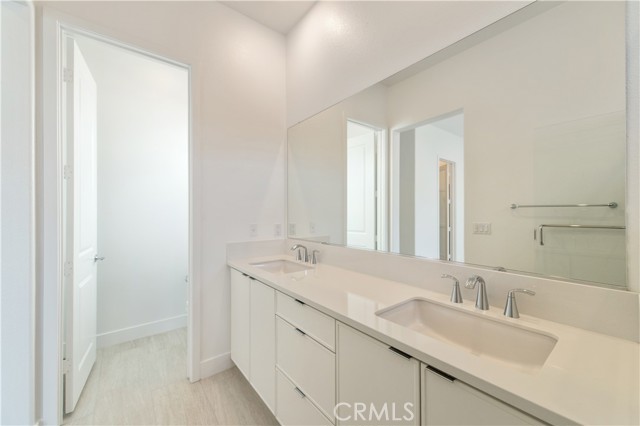 Detail Gallery Image 26 of 28 For 108 Tiffin, Irvine,  CA 92618 - 3 Beds | 2/1 Baths