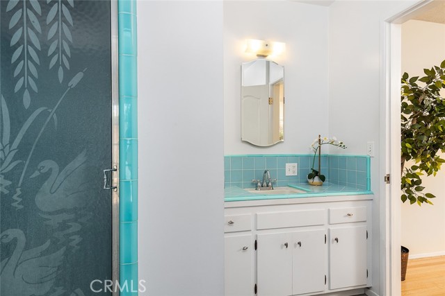 Detail Gallery Image 17 of 26 For 951 E Dalton Ave, Glendora,  CA 91741 - 3 Beds | 2 Baths
