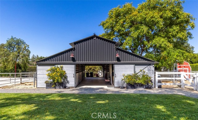 10762 Meads, Orange CA: https://media.crmls.org/medias/d54cc296-4d33-457d-ae2e-2a46f3d48251.jpg