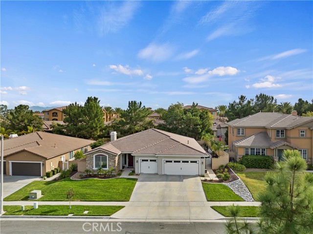 2359 Mary Clare St, Corona, CA 92882