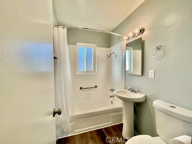 Detail Gallery Image 10 of 29 For 686 E Cottonwood Rd #E,  Palm Springs,  CA 92262 - 3 Beds | 2 Baths