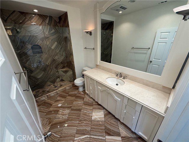 11737 Lois Court, Granada Hills CA: https://media.crmls.org/medias/d54e5e10-d1db-43a1-83c4-85d8c3d9c03f.jpg