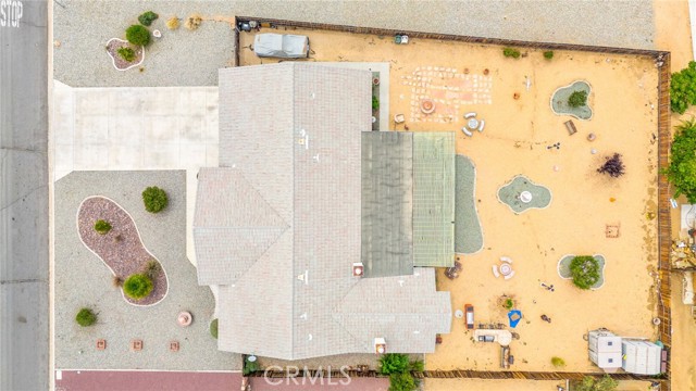 12710 Yorkshire Drive, Apple Valley CA: https://media.crmls.org/medias/d54e6ab8-3bb5-4236-8089-51c3a739e4ea.jpg