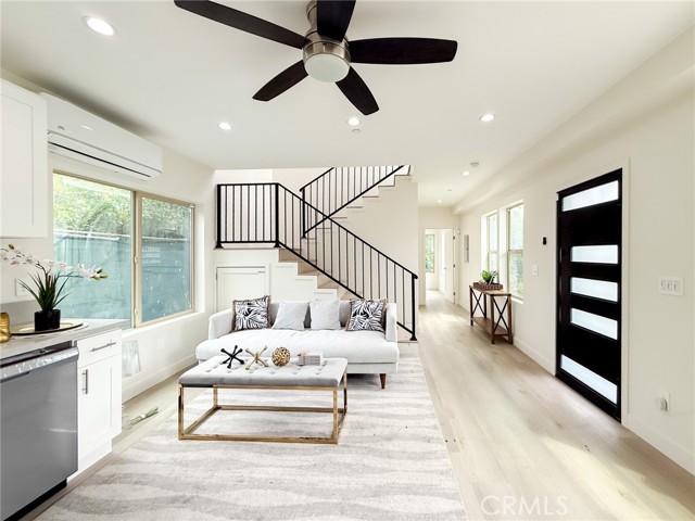 Detail Gallery Image 61 of 75 For 3723 Anita Ave., Pasadena,  CA 91107 - 7 Beds | 8 Baths
