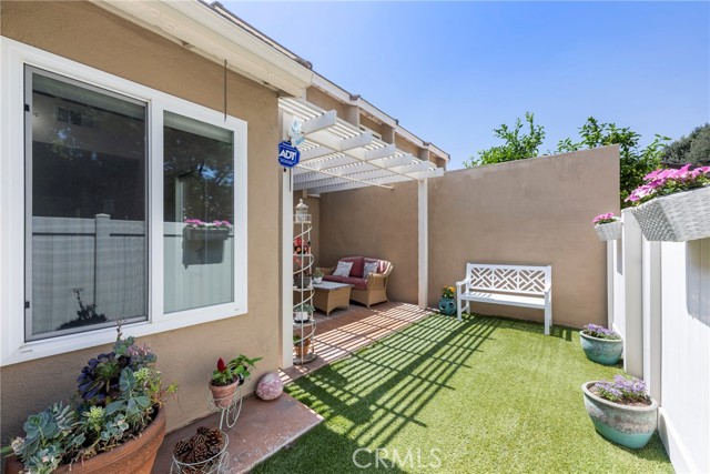 Detail Gallery Image 11 of 48 For 1139 Mountain Gate Rd, Upland,  CA 91786 - 2 Beds | 1/1 Baths