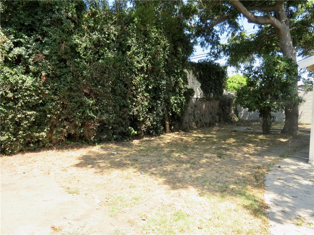 https://media.crmls.org/medias/d54fb1a4-0904-4430-97d3-1df37158090e.jpg?preset=X-Large
