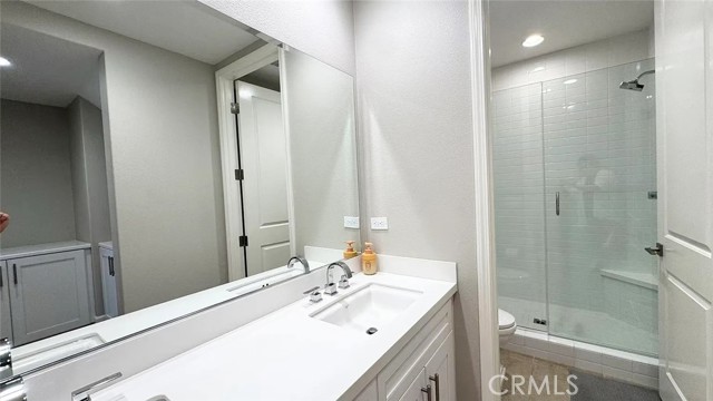 116 Joshua Tree, Irvine CA: https://media.crmls.org/medias/d54fc221-742c-48ac-9b13-2fd46649ed25.jpg