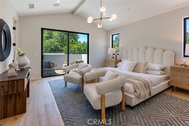 Detail Gallery Image 23 of 54 For 4651 Morse Ave, Sherman Oaks,  CA 91423 - 5 Beds | 5 Baths