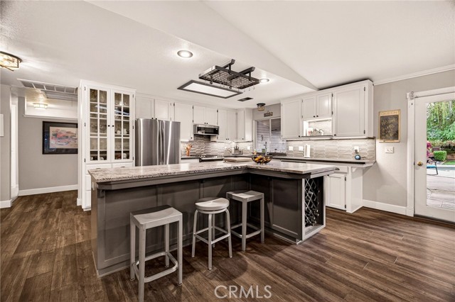 Detail Gallery Image 16 of 57 For 1636 Oak Park Avenue, Chico,  CA 95928 - 3 Beds | 3 Baths