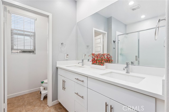 Detail Gallery Image 23 of 43 For 106 Wild Rose, Lake Forest,  CA 92630 - 2 Beds | 2 Baths