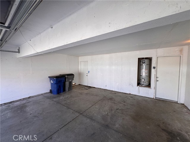 Detail Gallery Image 11 of 44 For 4546 Grandview Dr, Palmdale,  CA 93551 - 3 Beds | 3 Baths