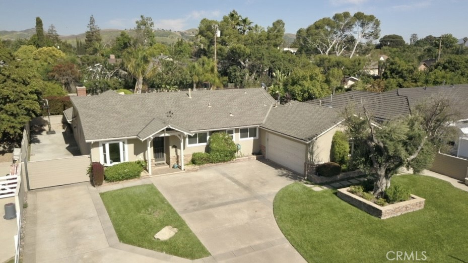 1940 Country Club Road, Thousand Oaks, CA 91360