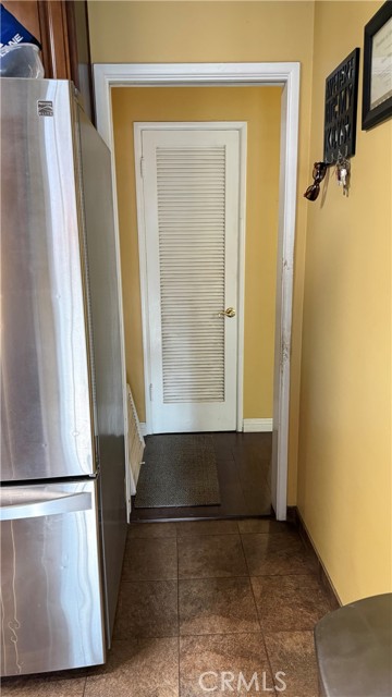 6100 Mckinley Avenue, South Gate CA: https://media.crmls.org/medias/d5527c21-3552-4c79-b163-cebe57d771d3.jpg