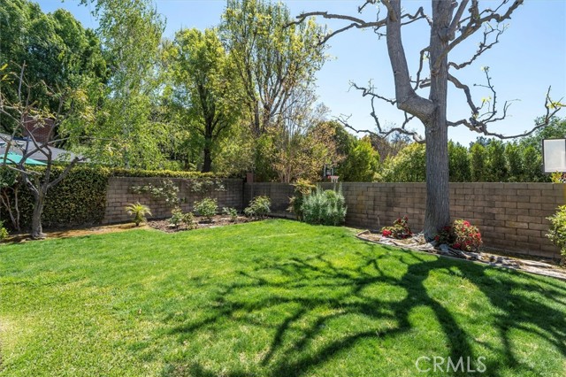 Detail Gallery Image 34 of 47 For 3320 Vickers Dr, Glendale,  CA 91208 - 3 Beds | 2 Baths