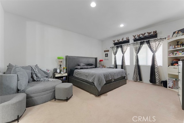 26833 Calico Court, Winchester CA: https://media.crmls.org/medias/d552884f-be1b-4372-b066-db6c067e154a.jpg