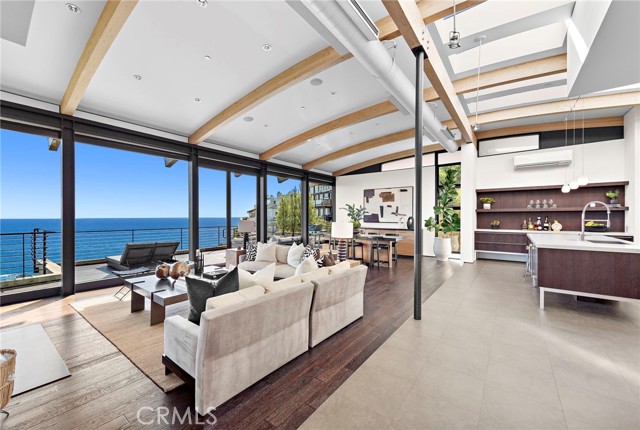 Detail Gallery Image 11 of 49 For 591 Balboa Ave, Laguna Beach,  CA 92651 - 4 Beds | 4/1 Baths