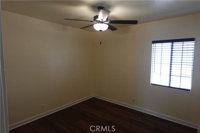 956 S Philadelphia Street, Anaheim CA: https://media.crmls.org/medias/d5530e63-f86d-465e-9737-3f4ece3d9be3.jpg