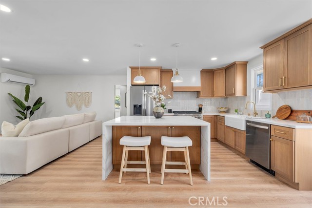 Detail Gallery Image 14 of 58 For 1202 Goodman Ave, Redondo Beach,  CA 90278 - 4 Beds | 2 Baths