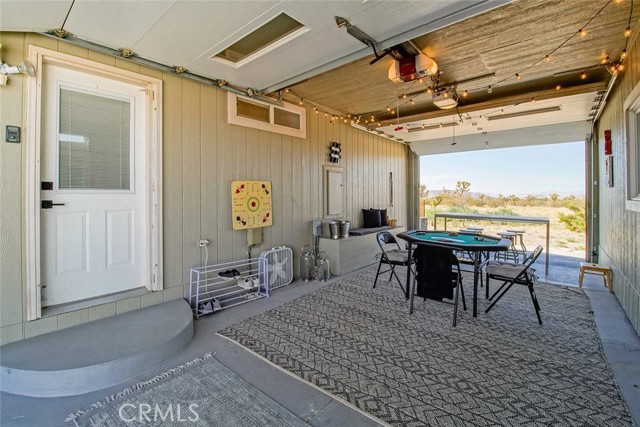 1001 Gibralter Road, Landers CA: https://media.crmls.org/medias/d5542842-fad9-466e-bfbe-e5115f036254.jpg