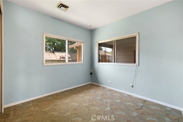 991 Vermont Street, Gridley CA: https://media.crmls.org/medias/d55582d7-1755-4ef5-bccc-066b5c59db4d.jpg