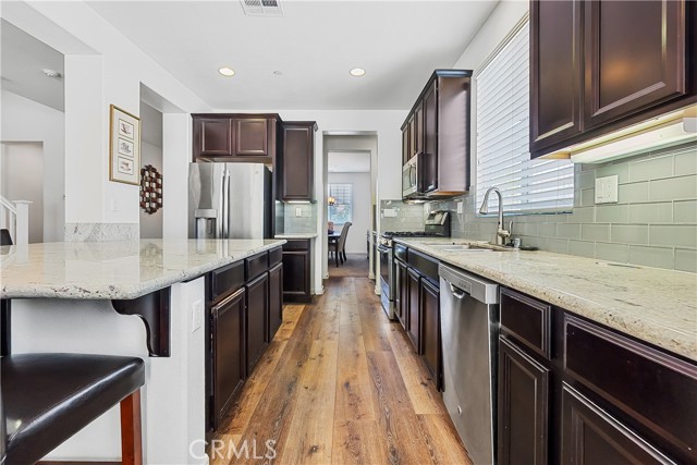 Detail Gallery Image 13 of 44 For 4101 Cottonwood Cir, Lake Elsinore,  CA 92530 - 4 Beds | 3/1 Baths