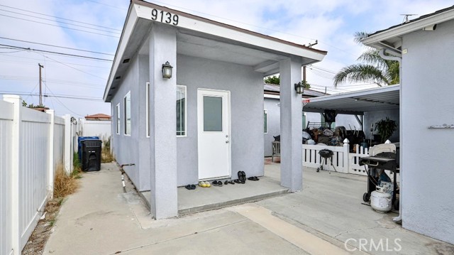 Detail Gallery Image 10 of 18 For 9141 Jennrich, Westminster,  CA 92683 - 7 Beds | 5 Baths