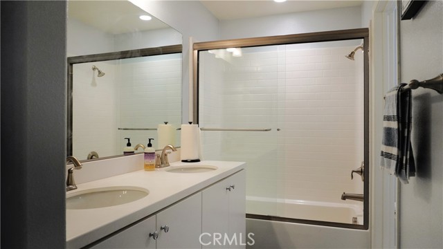 15032 Olive Lane, La Mirada CA: https://media.crmls.org/medias/d557e16a-39ad-447f-80f1-5c8daf31d254.jpg