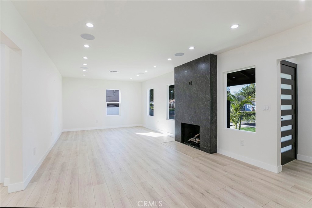 1440 N Maple StreetBurbank img 57