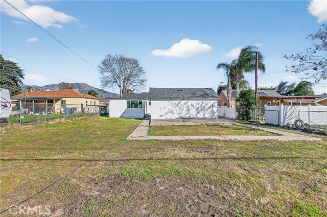 Detail Gallery Image 38 of 39 For 6994 Elmwood, San Bernardino,  CA 92404 - 3 Beds | 2 Baths